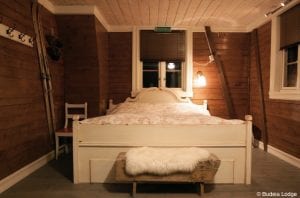 Budeia Lodge bed room view
